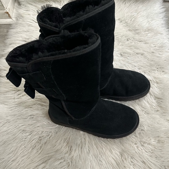 UGG Black Suede Women's Boots coquette style Sz 8 - Picture 7 of 7